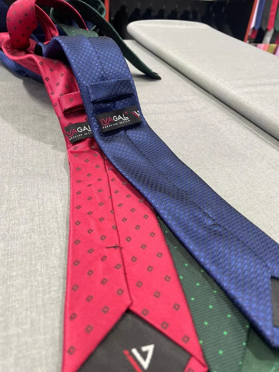Corbata de Seda 69